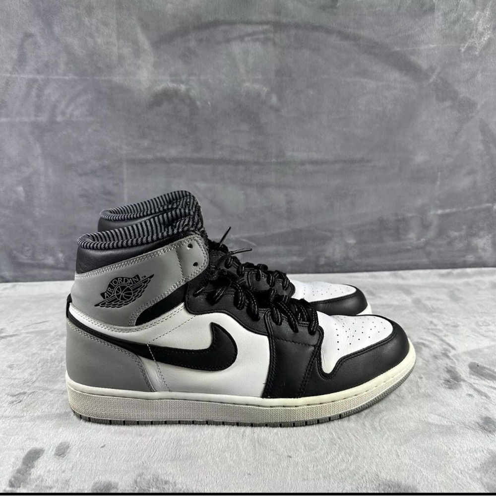 Air Jordan Retro 1 barons